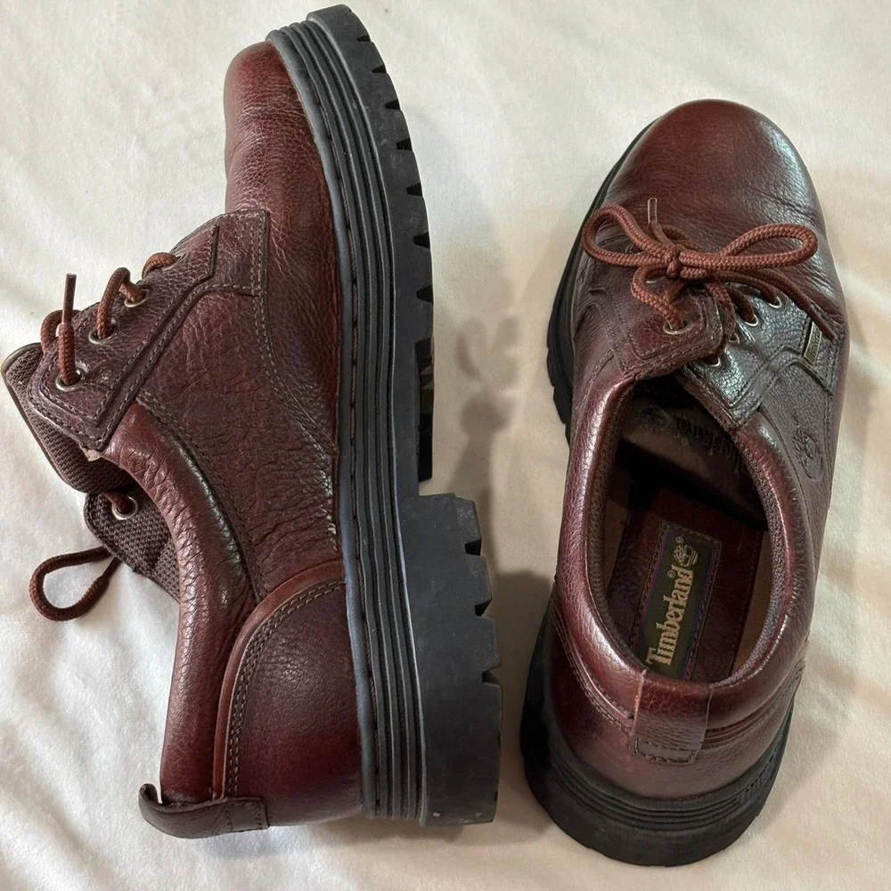 Vtg. Timberland brown leather shoes men's size 12, chunky lug sole, real leather